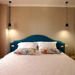 Boutique Whisky Hotel 3*
