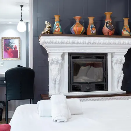 Boutique Whisky Hotell 3*