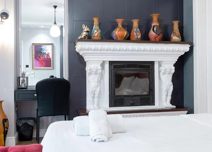 Boutique Whisky Hotel 3*