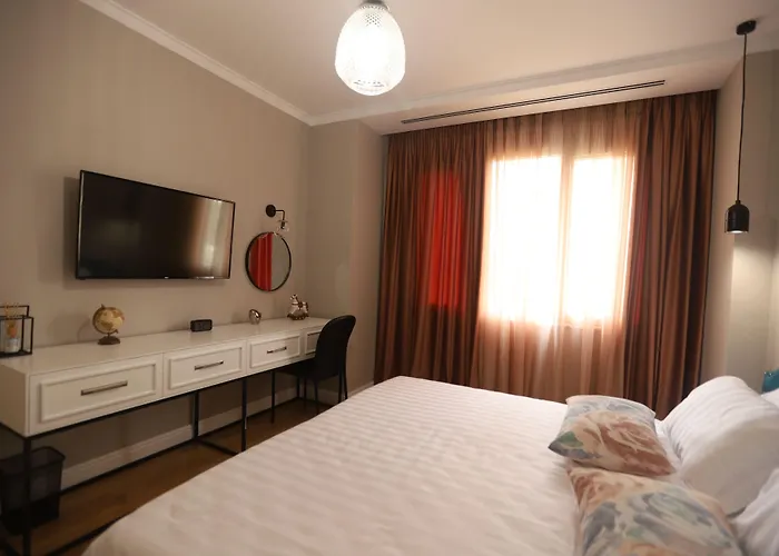 Hotel Boutique Whisky Tirana